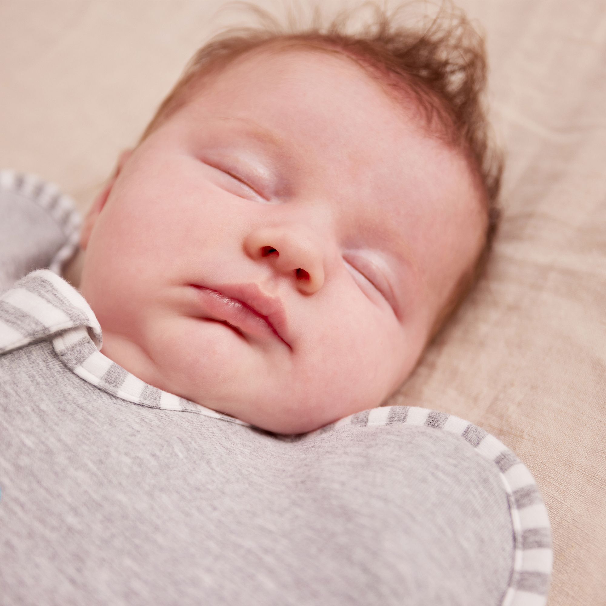 Love to Dream | SWADDLE UP™ Inbakerslaapzak Fase 1 | 1.0 TOG | Grijs - Afbeelding 8
